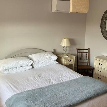 Cosy 2 Bed, Home From Home Haddenham  Екстериор снимка